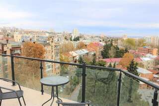 Отель L Plaza Hotel Тбилиси Стандартный двухместный номер с 1 кроватью-1