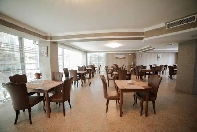 Отель L Plaza Hotel Тбилиси-32