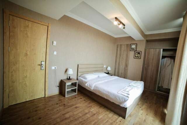 Отель L Plaza Hotel Тбилиси-39