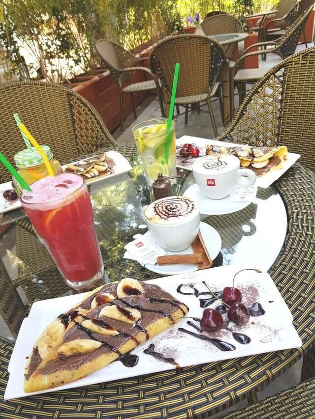Отель L Plaza Hotel Тбилиси-11
